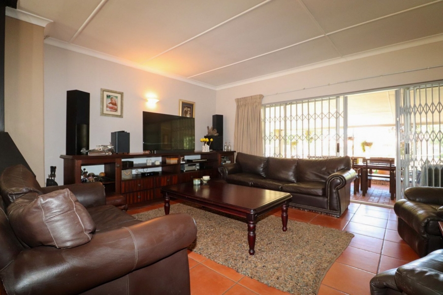 3 Bedroom Property for Sale in Flamwood North West